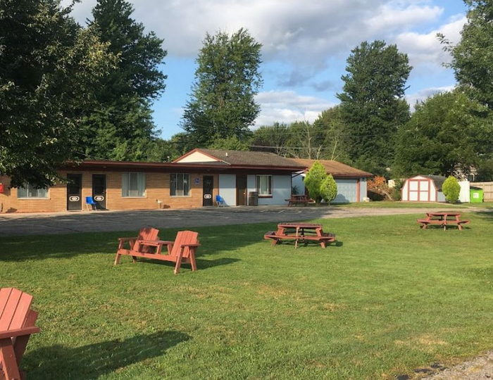 Anchor Inn Lodge (Marine Bay Lodge) - From Website (newer photo)